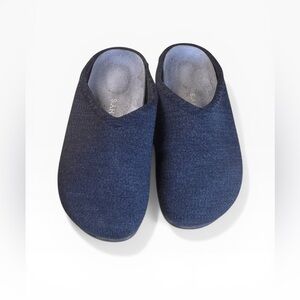ROTHY'S THE CASUAL CLOG in Soft Black